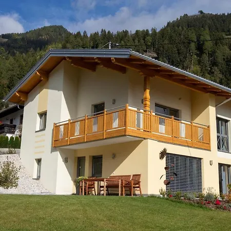Appartementhaus Dullnig * Obervellach